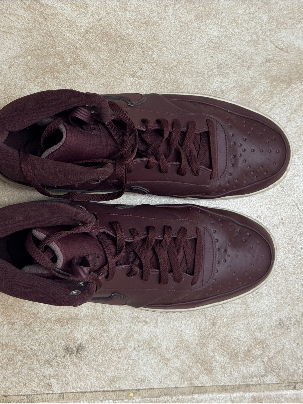 Nike Men's Maroon High-Top Sneakers